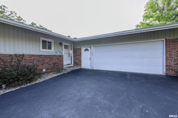 125 HIGHVIEW TER, EAST PEORIA, IL 61611, photo 4 of 49