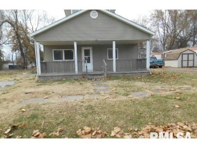 104 N MANNERING ST, ROYALTON, IL 62983, photo 1 of 13