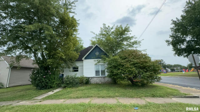 212 W SYLVIA AVE, CHRISTOPHER, IL 62822 - Image 1