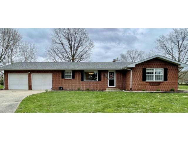 800 ADRIAN DR, SHERMAN, IL 62684, photo 1 of 23