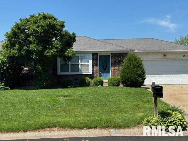 2304 MARY LN, QUINCY, IL 62305, photo 1 of 15