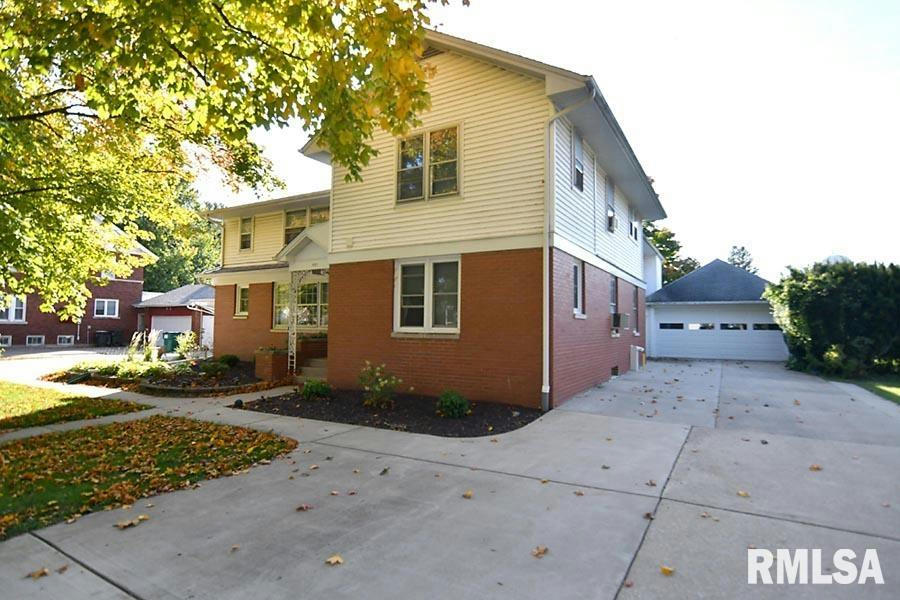 621 N STATE ST, GENESEO, IL 61254, photo 1 of 45